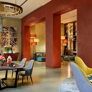 Enterprise Design & Boutique 4*, Milán Italia